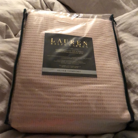 Lauren Ralph Lauren Other - NEW ralph lauren bed blanket full/queen blush pink